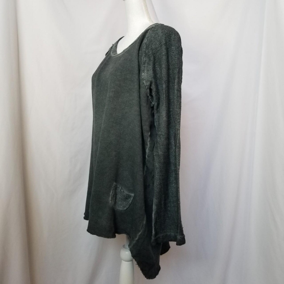 Johnny Was Pete & Greta Oversized Distressed Pull-over Sweater sz Small - Picture 7 of 11